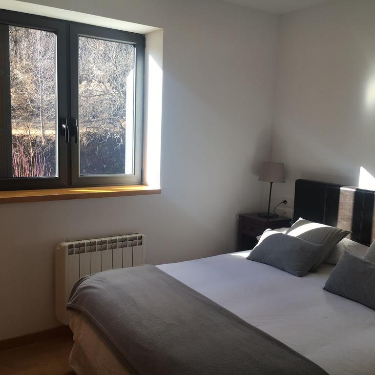Apartament Hug Roger Valencia D'Aneu Dış mekan fotoğraf