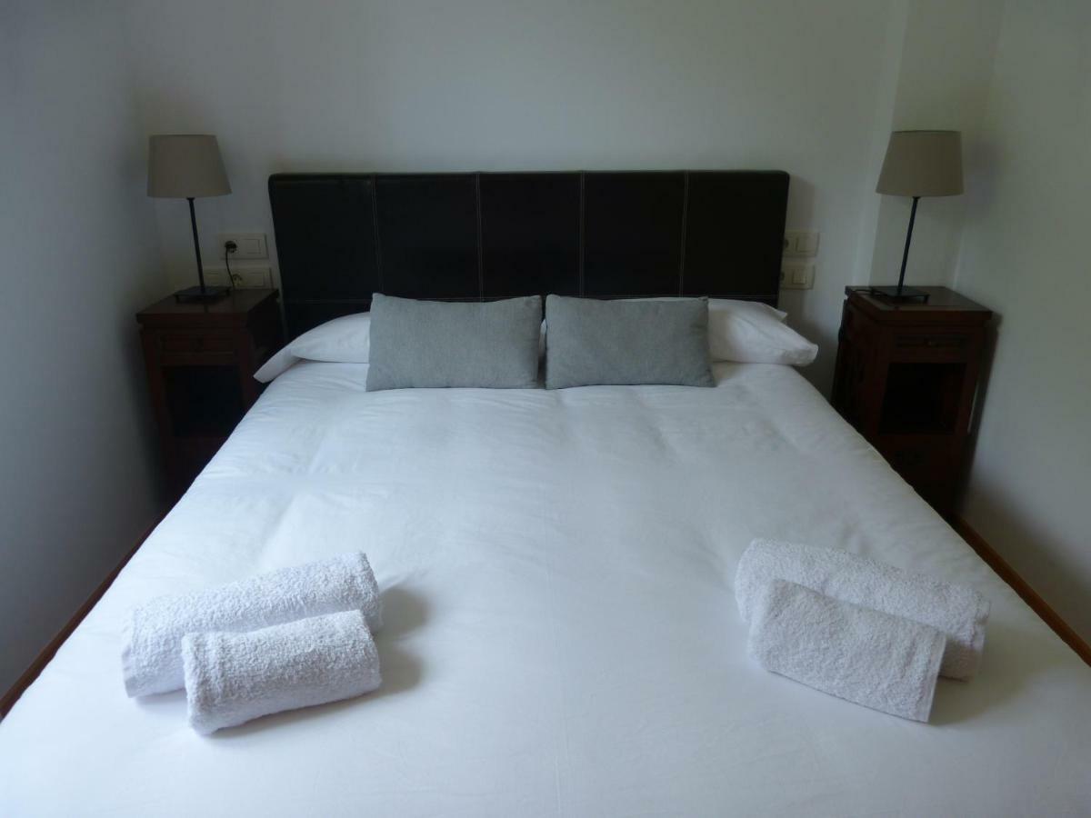 Apartament Hug Roger Valencia D'Aneu Dış mekan fotoğraf